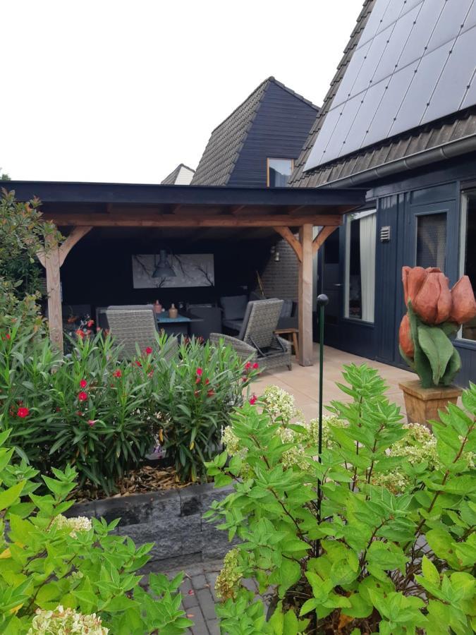 BenB Weerribben Wieden Wanneperveen Buitenkant foto